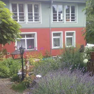 https://ferienwohnung-naturnah.dresdenhotels.net